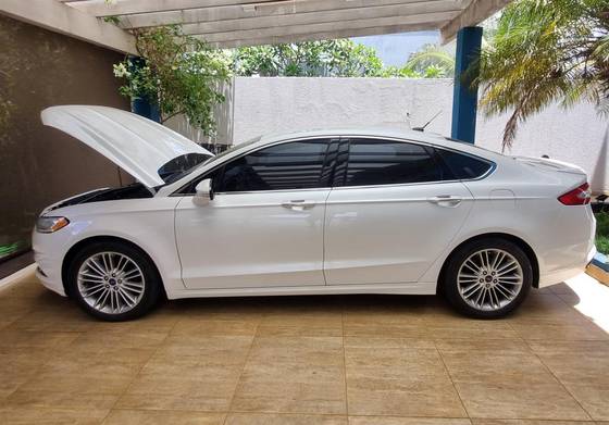 FORD FUSION 2.0 TITANIUM FWD 16V GASOLINA 4P AUTOMÁTICO FORD FUSION 2.0 TITANIUM FWD 16V GASOLINA 4P AUTOMÁTICO
